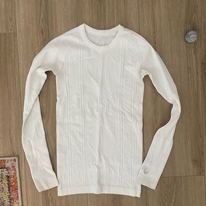 White Lululemon Swiftly Long Sleeve Shirt with Sweater pattern